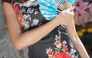 美媛馆 – 裸足悠然，久久Aimee的高清图册藏着惹人如梦的青涩气息。
