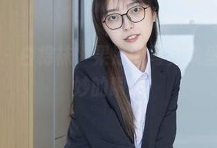 袜啵啵 – 白棉袜，果冻的写真集里那些微妙的瞬间