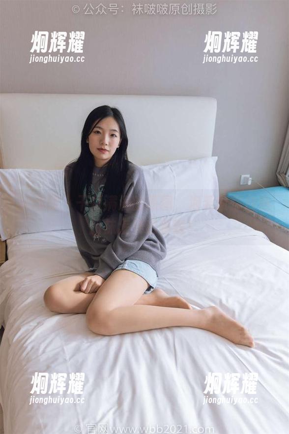 袜啵啵 - 干货满满的原图，泡芙教你白色船袜怎穿出新意！