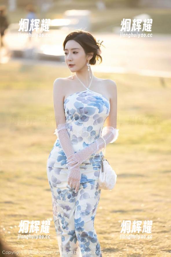语画界 - 张欣欣、棉袜、美图，组成了我今天的全部期待。