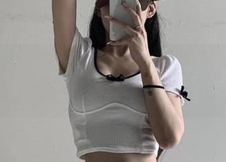 微密圈 – 陈佩奇这组私房图，还是少女心满满的样子吗？