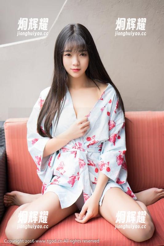 青豆客 - 私拍系列：当修女碰上丁筱南，谎言和真相交错