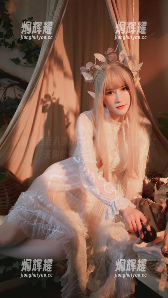 试着解码鹿八岁baby：私房合集里，女天狗的气息浓得发甜！